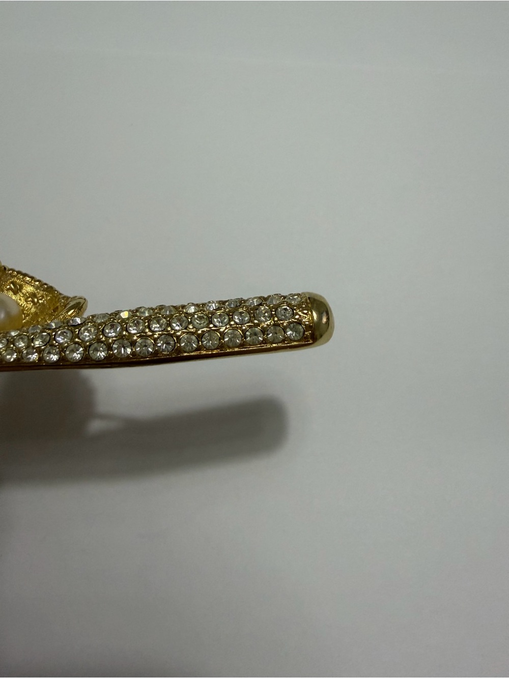 Retired Swarovski Swan Signed Crystal Baseball Bat & Glove Brooch Pin Gold Tone - Picture 10 of 11